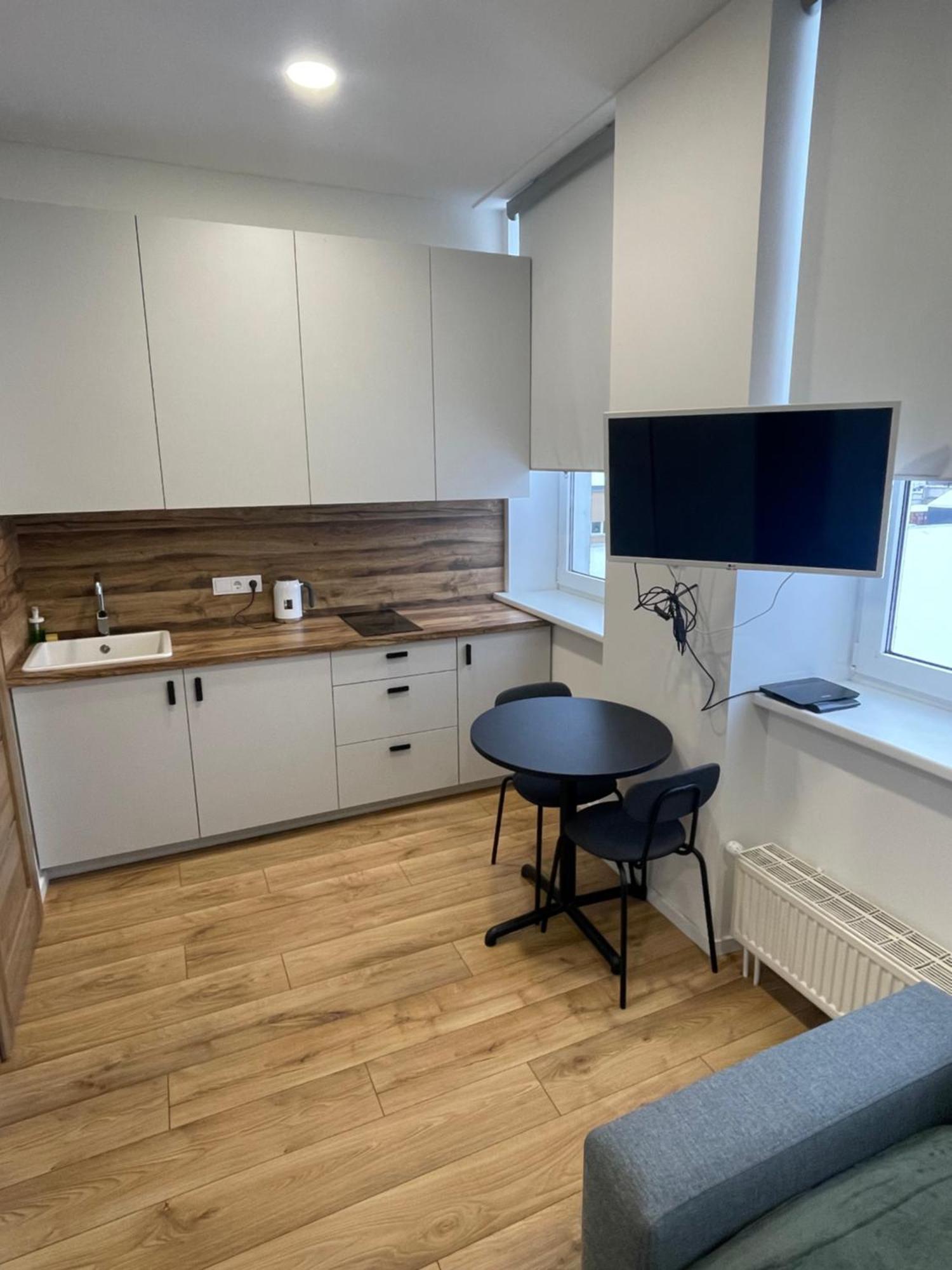 Airport Apartment 32 Self Check-In Free Parking VNO Exterior foto